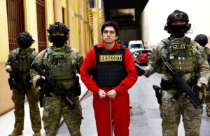 PNP ejecuta traslado de “Jhonsson Pulpo” a la Base Naval bajo estricto resguardo policial