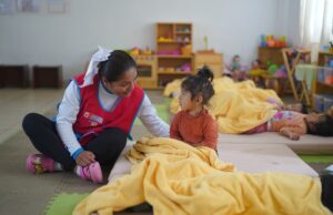 Madres cuidadoras: el voluntariado de Cuna Más que cuida de la primera infancia y anima a las mujeres a descubrir una nueva vocación