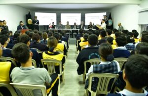Mininter lleva mensajes de prevención y seguridad a estudiantes de Surco