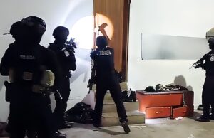PNP mantiene detenidos a 38 presuntos integrantes del Tren de Aragua tras operativo en Punta Hermosa