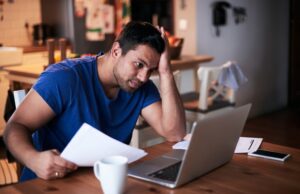 ¿Te atrasaste con una deuda? Así puede influir en cómo te evalúan otras entidades