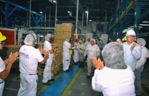 Pamolsa reconoce el valor de sus colaboradores mayores