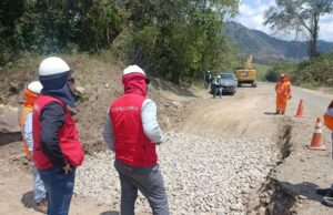 Desprendimientos en taludes de carretera Yacucatina–Sauce podrían afectar transitabilidad y seguridad vial