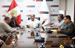 Mininter y gremio de transporte interprovincial coordinan acciones e impulsan trabajo conjunto contra la extorsión