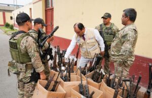 194 armas recuperadas pasan al Ejército para fortalecer su capacidad operativa