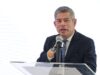 Reducir las facultades legislativas solicitadas recorta el futuro de los peruanos indicó Galarreta